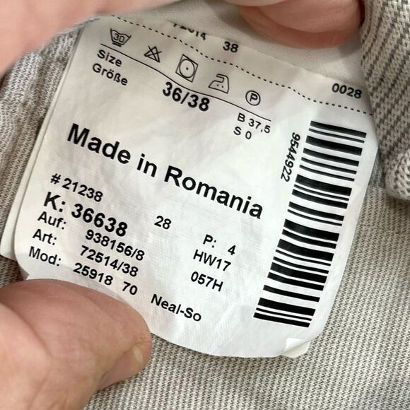 Hiltl NEAL Camel Brown Flat Front Chinos. Size 36. - Picture 10 of 11